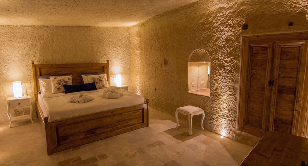 Azure Cave Hotel
