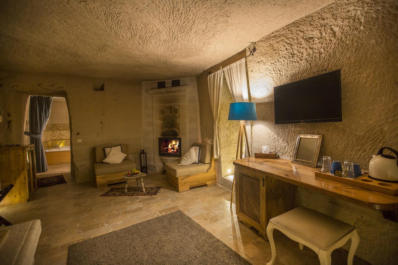 Azure Cave Hotel