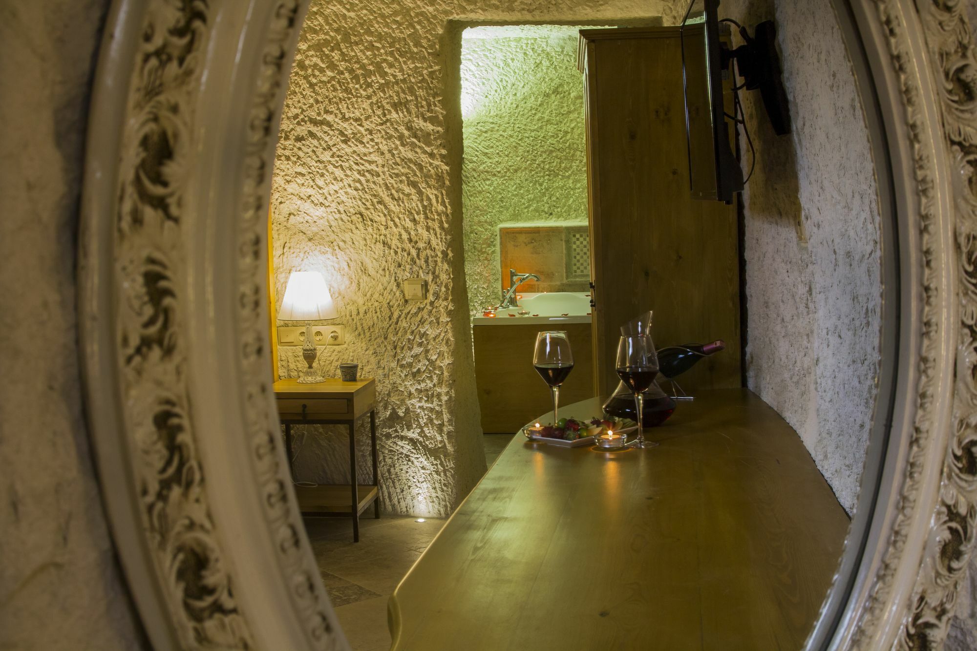 Azure Cave Hotel